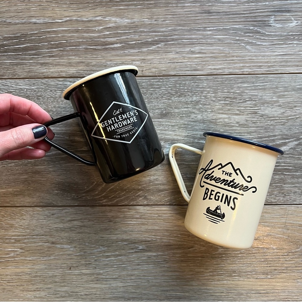 NWOT Gentleman’s Hardware Black and Cream Enamel Mugs Set